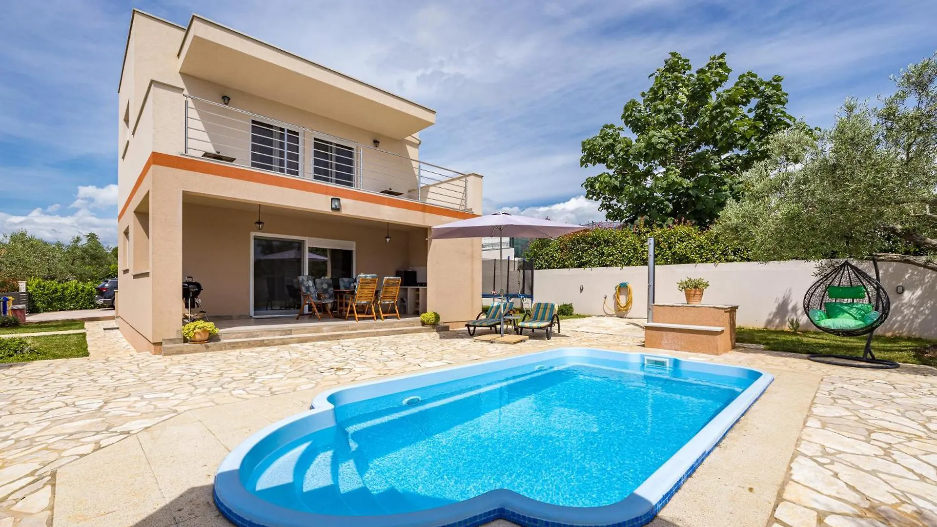 Villa Sunny Olive Peroj