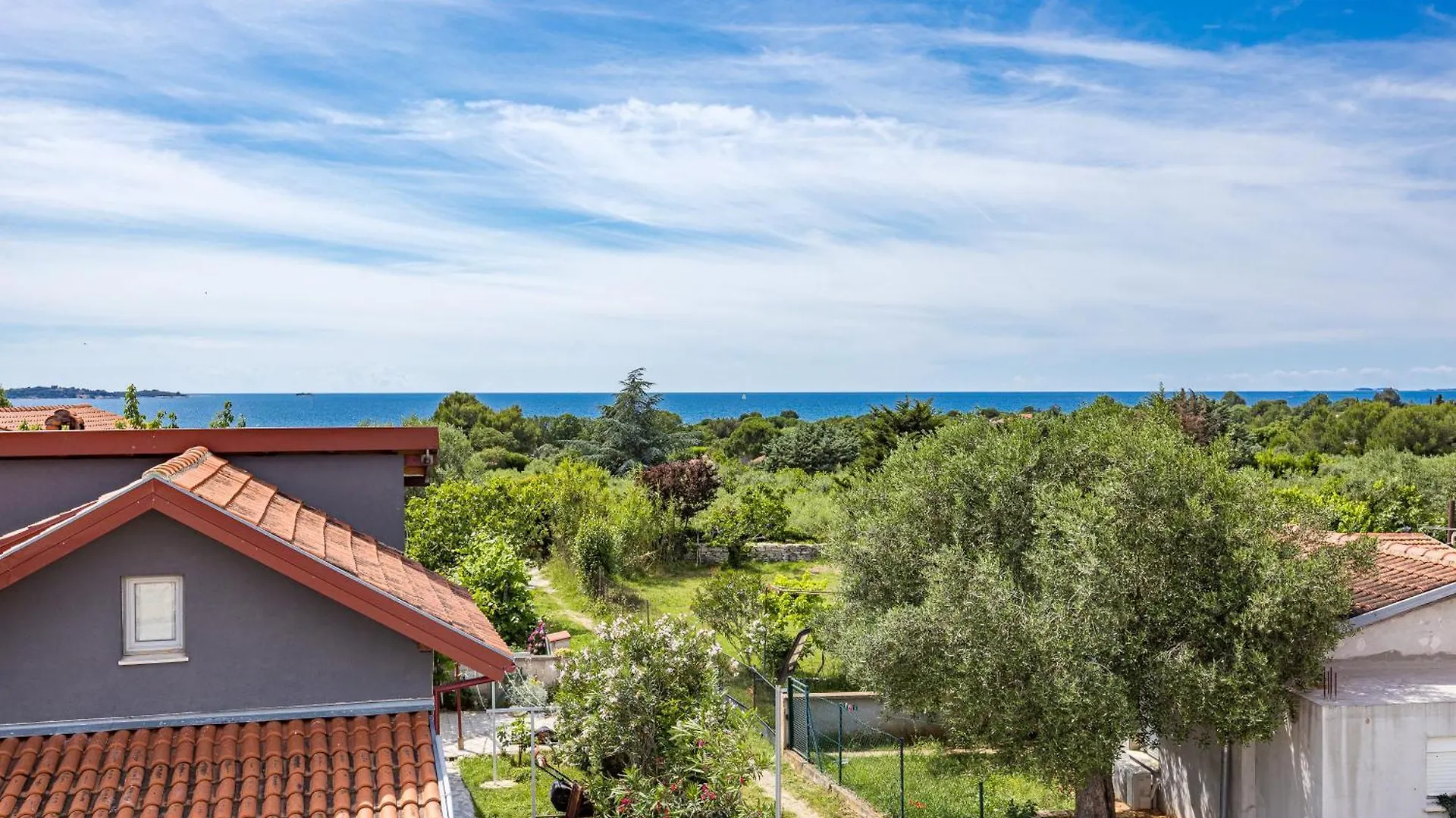 Villa Sunny Olive Peroj