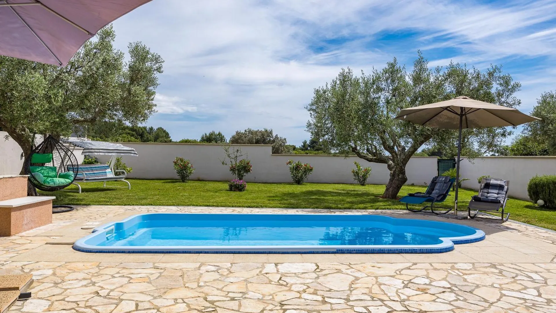 Villa Sunny Olive Peroj 0*,  Croatia