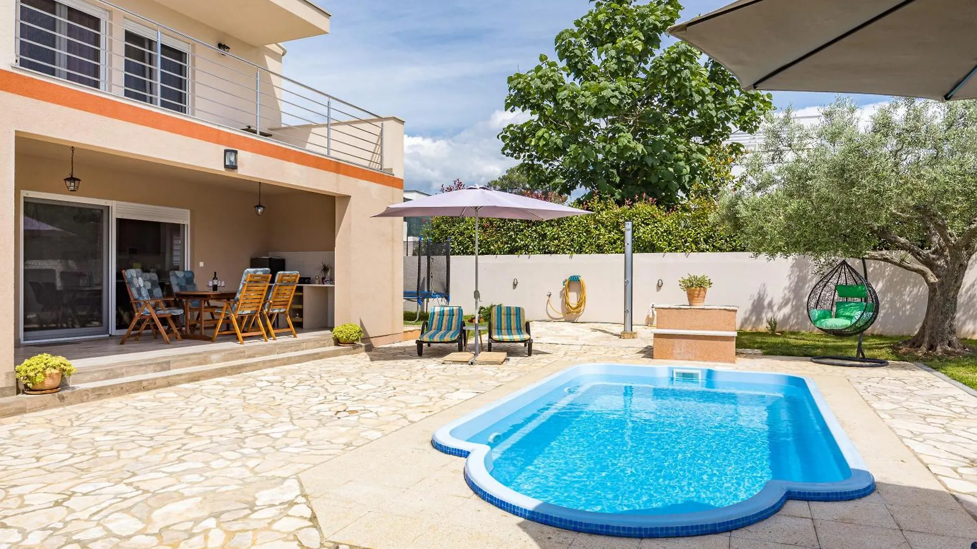 Villa Sunny Olive Peroj